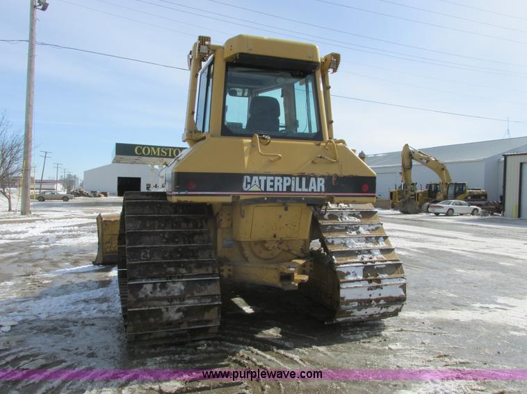 image for item A8772 2003 Caterpillar D6N LGP dozer