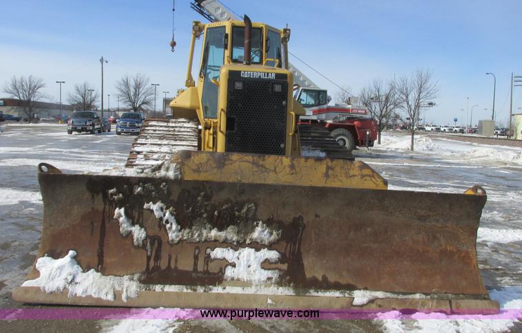 image for item A8772 2003 Caterpillar D6N LGP dozer