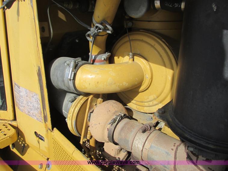 image for item A8772 2003 Caterpillar D6N LGP dozer