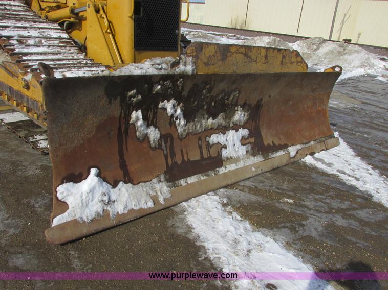 image for item A8772 2003 Caterpillar D6N LGP dozer