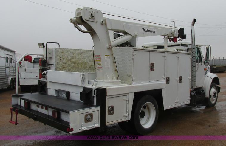 image for item AW9769 1997 International 4700 service truck