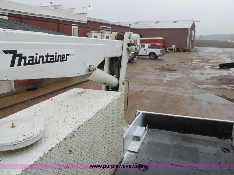 image for item AW9769 1997 International 4700 service truck