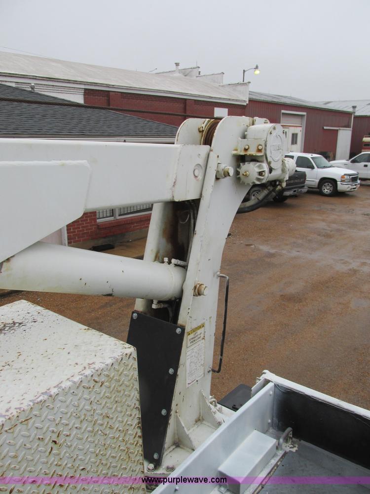 image for item AW9769 1997 International 4700 service truck