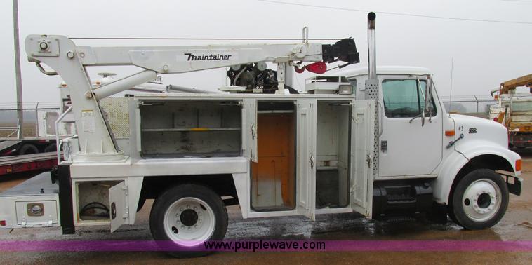 image for item AW9769 1997 International 4700 service truck