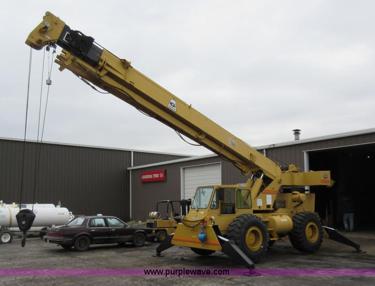 image for item AY9481 Grove RT58C rough terrain crane