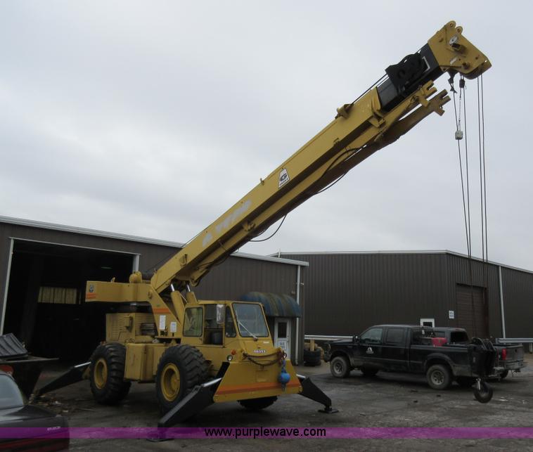 image for item AY9481 Grove RT58C rough terrain crane