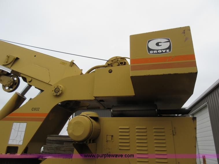 image for item AY9481 Grove RT58C rough terrain crane