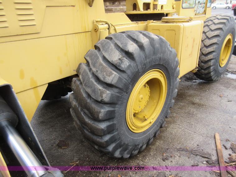 image for item AY9481 Grove RT58C rough terrain crane