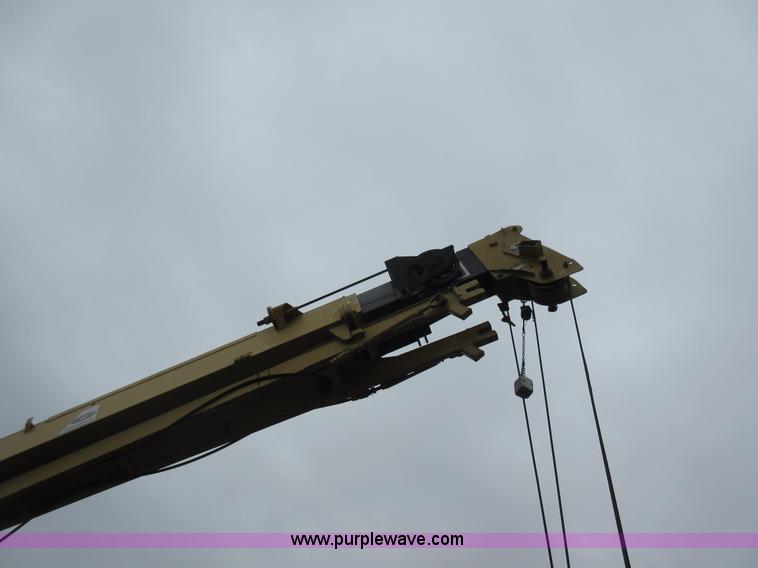 image for item AY9481 Grove RT58C rough terrain crane