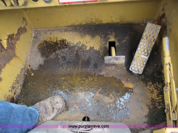 image for item AY9481 Grove RT58C rough terrain crane