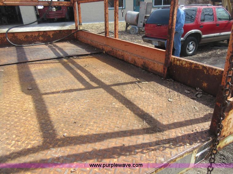 image for item AY9492 JLG CM2558 Commander scissor lift