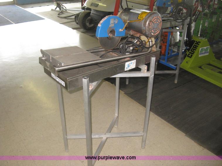 Procut tile saw in Wichita, KS Item BE9580 sold Purple Wave