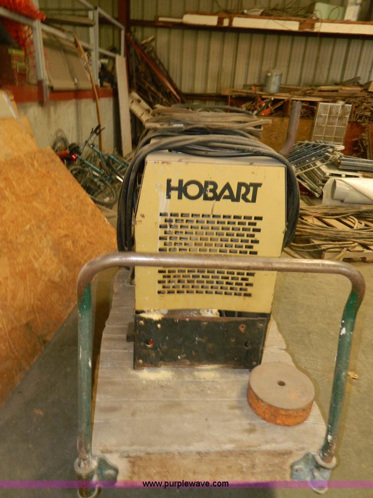 image for item BH9729 Hobart Champion 16 AC/DC welder