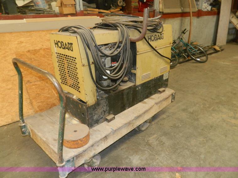 image for item BH9729 Hobart Champion 16 AC/DC welder