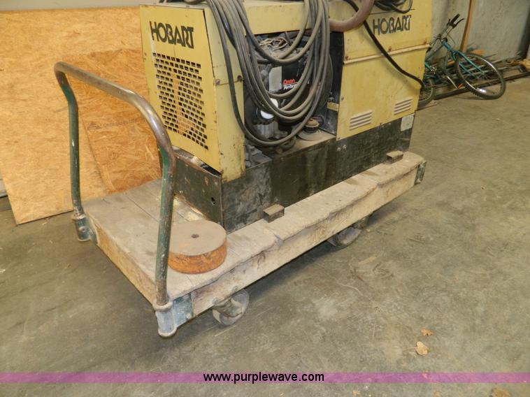 image for item BH9729 Hobart Champion 16 AC/DC welder