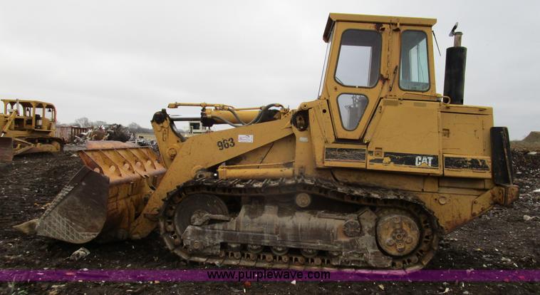 image for item D2371 1991 Caterpillar 963 track loader