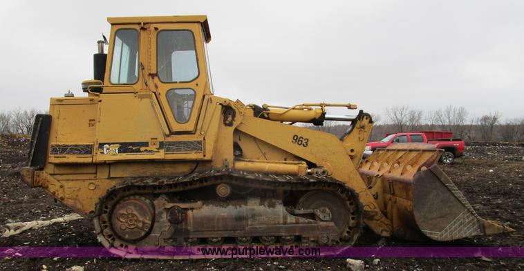 image for item D2371 1991 Caterpillar 963 track loader
