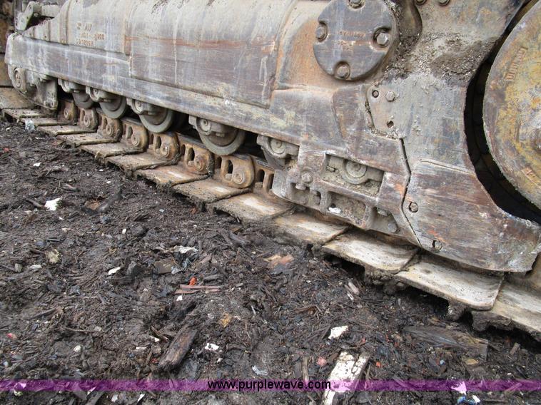 image for item D2371 1991 Caterpillar 963 track loader