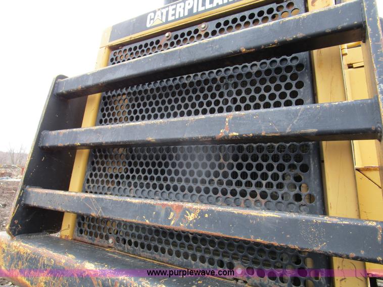 image for item D2371 1991 Caterpillar 963 track loader