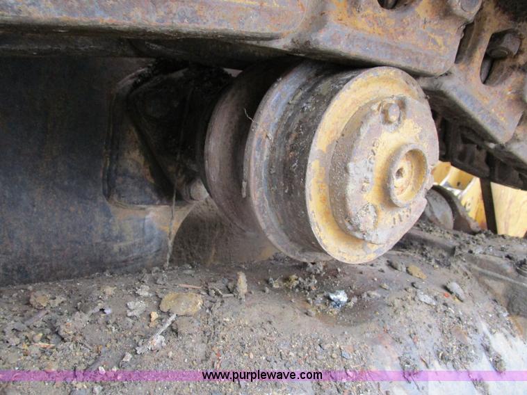 image for item D2371 1991 Caterpillar 963 track loader