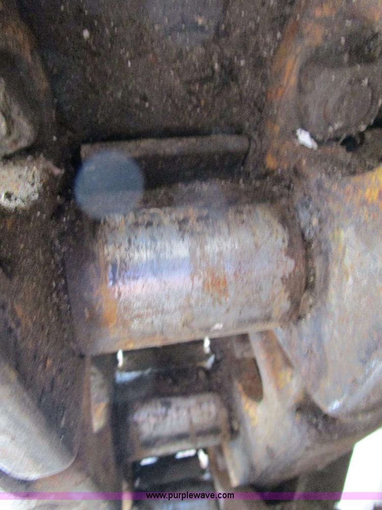 image for item D2371 1991 Caterpillar 963 track loader