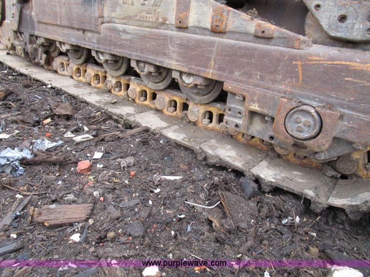 image for item D2371 1991 Caterpillar 963 track loader