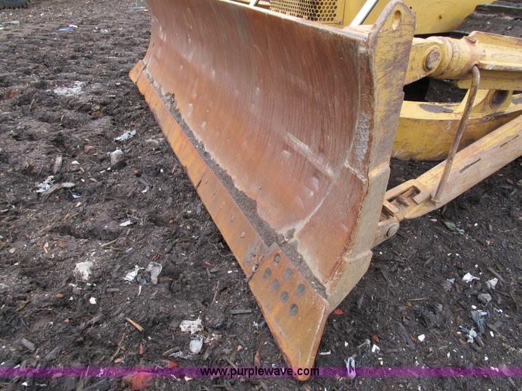 image for item D2372 1960 Caterpillar D8H dozer