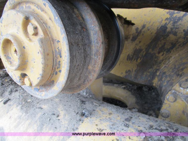 image for item D2372 1960 Caterpillar D8H dozer