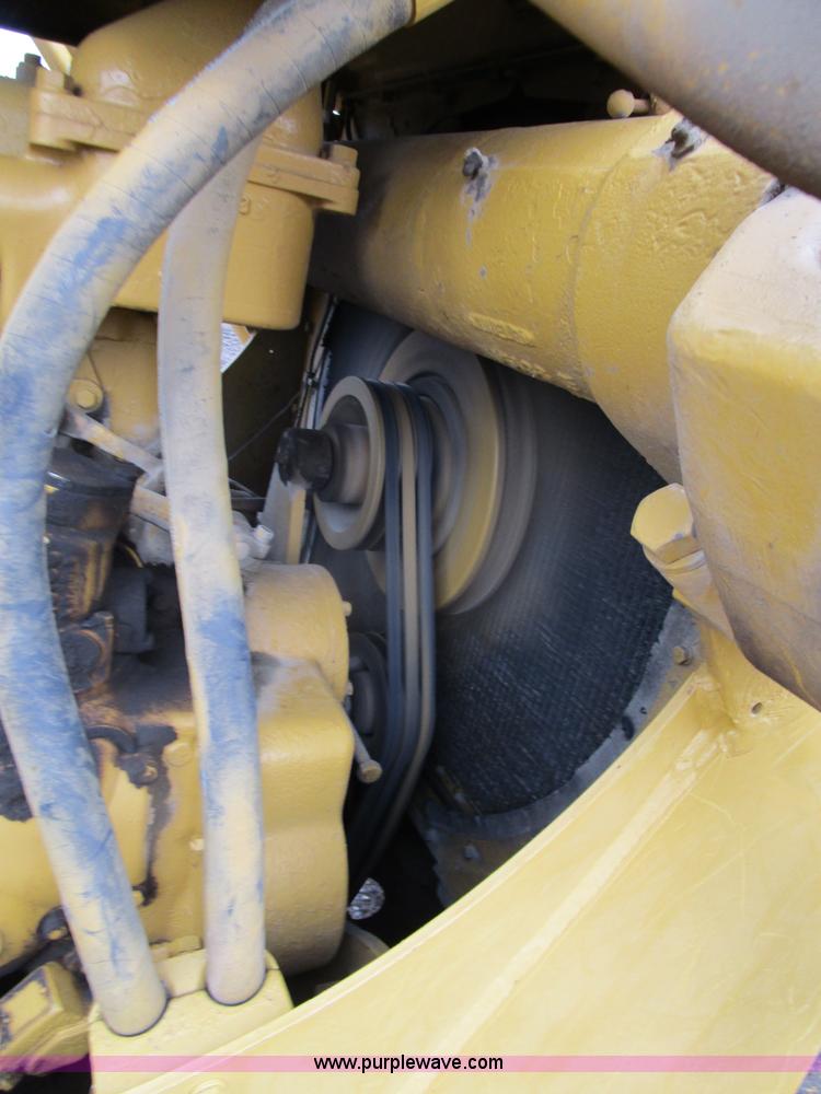 image for item D2372 1960 Caterpillar D8H dozer