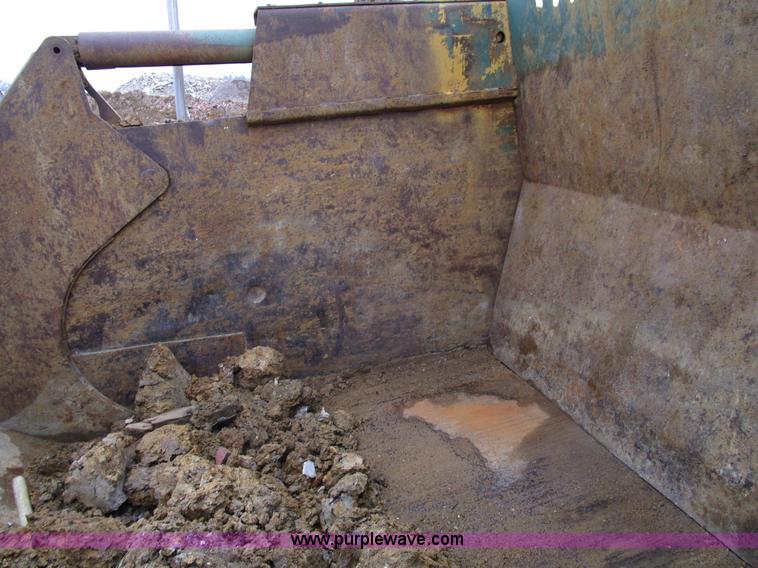 image for item D2373 Clark Z90M dozer