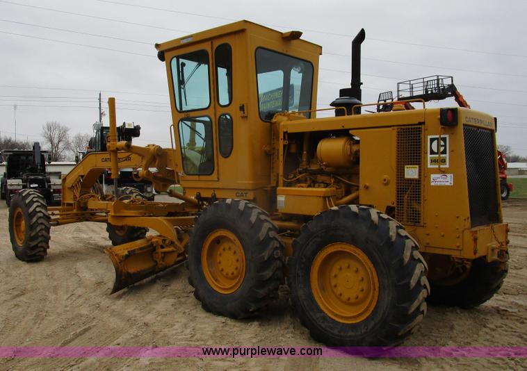 image for item D2389 1976 Caterpillar 140G motor grader