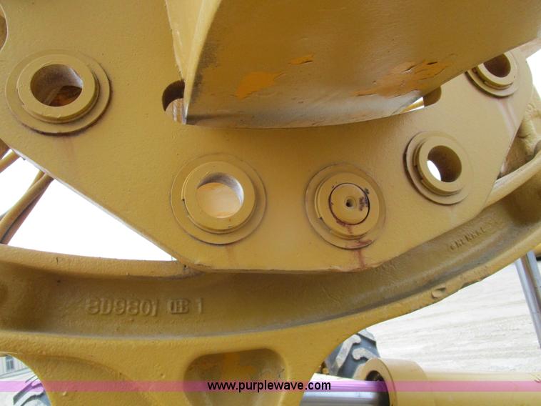 image for item D2389 1976 Caterpillar 140G motor grader