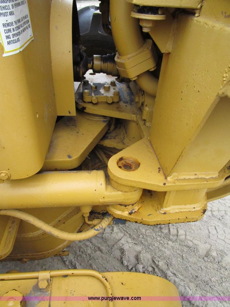 image for item D2389 1976 Caterpillar 140G motor grader