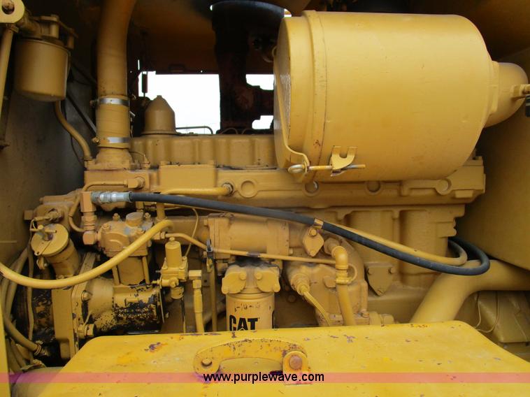 image for item D2389 1976 Caterpillar 140G motor grader