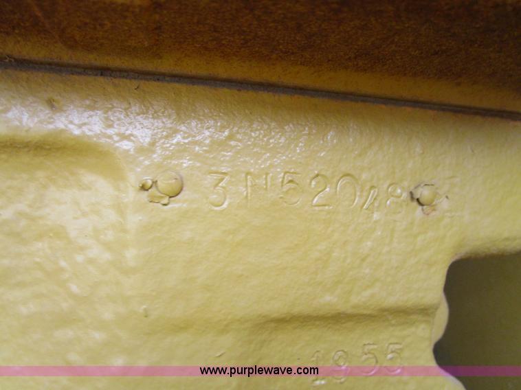 image for item D2389 1976 Caterpillar 140G motor grader