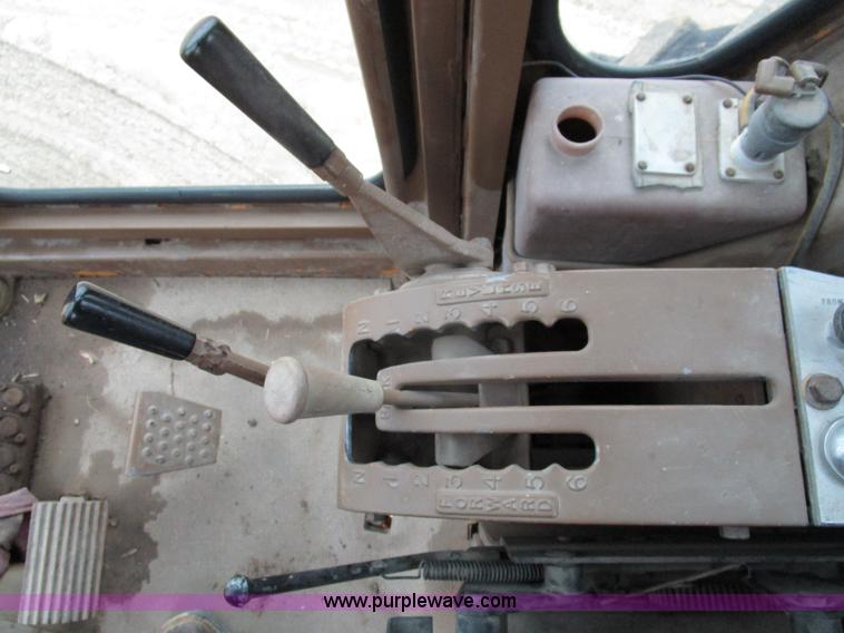 image for item D2389 1976 Caterpillar 140G motor grader