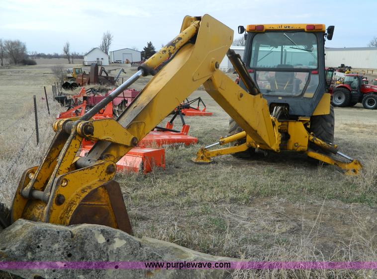 image for item D6116 1986 John Deere 210C backhoe