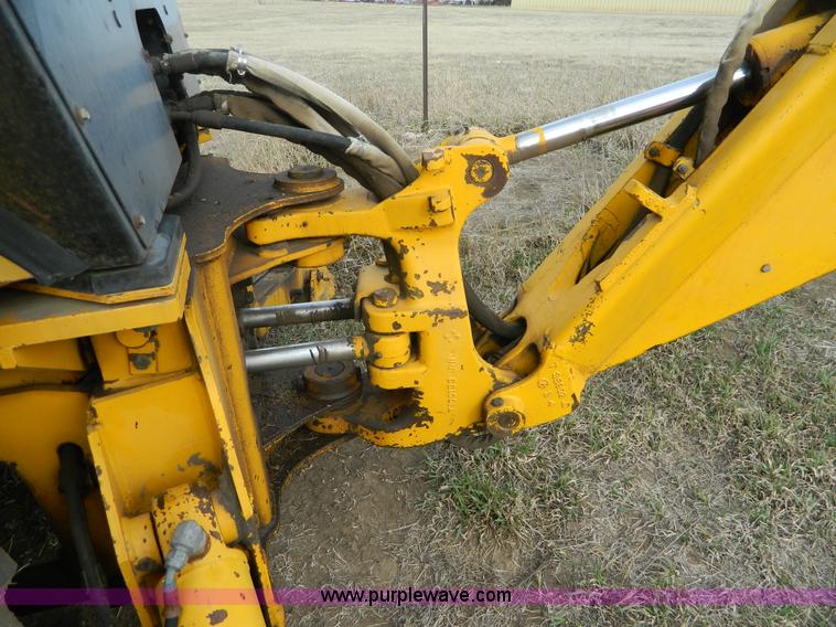 image for item D6116 1986 John Deere 210C backhoe