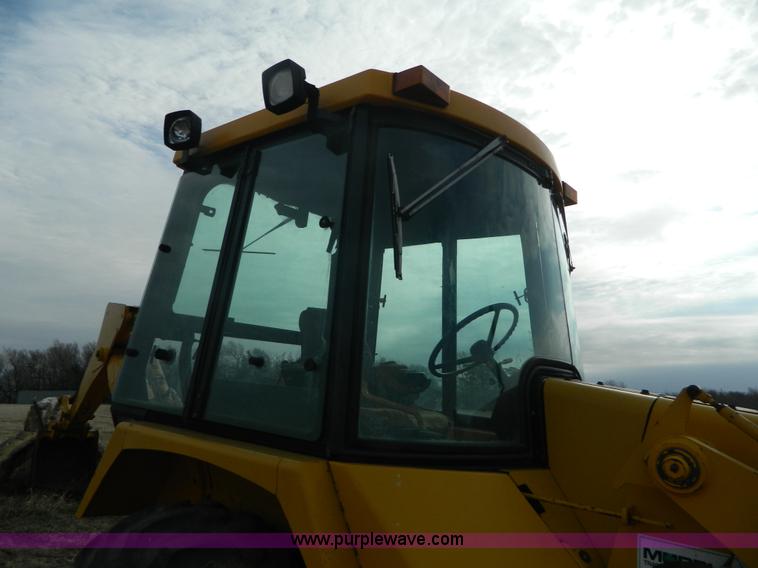 image for item D6116 1986 John Deere 210C backhoe
