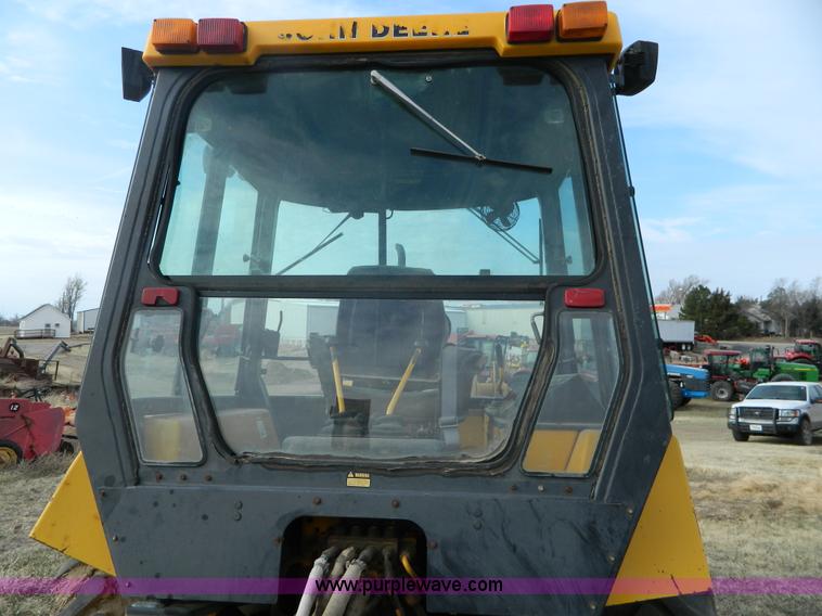image for item D6116 1986 John Deere 210C backhoe