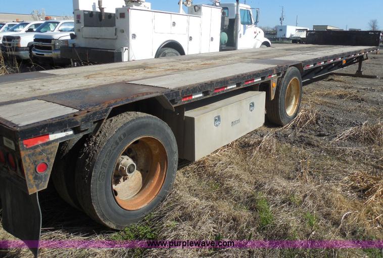 image for item E6313 1996 Doonan drop deck trailer