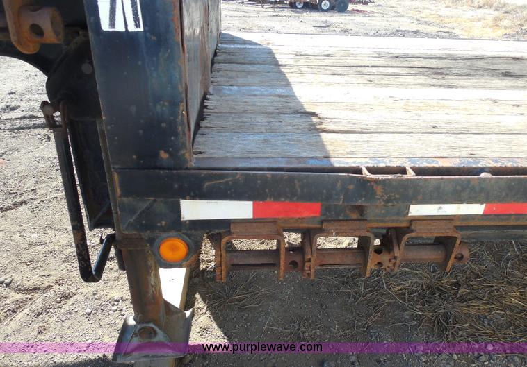 image for item E6313 1996 Doonan drop deck trailer