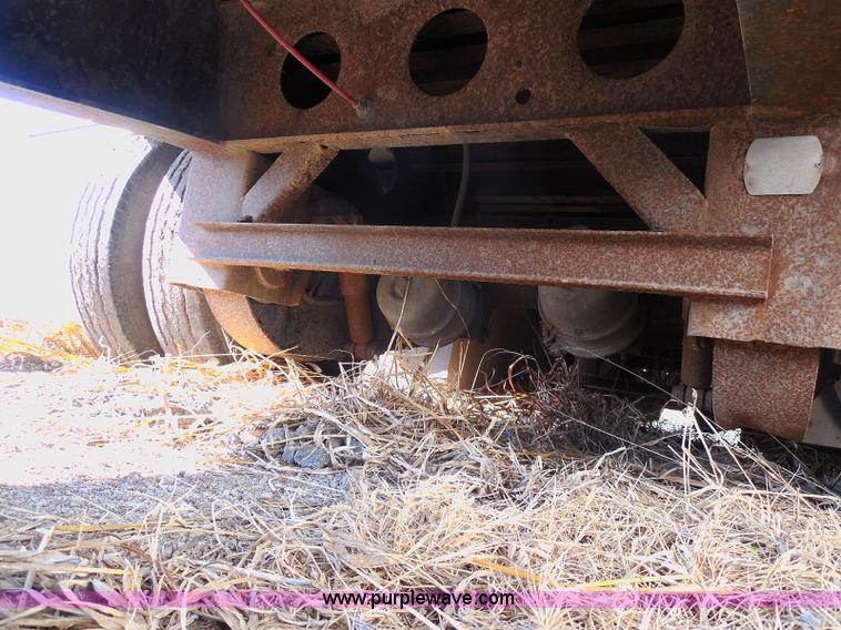 image for item E6313 1996 Doonan drop deck trailer