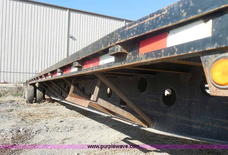 image for item E6313 1996 Doonan drop deck trailer