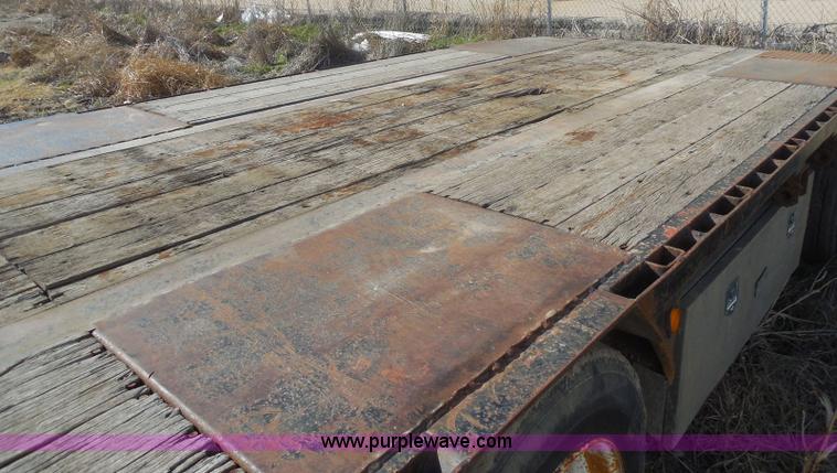 image for item E6313 1996 Doonan drop deck trailer