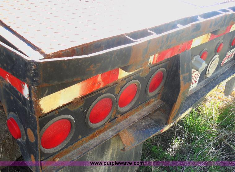 image for item E6313 1996 Doonan drop deck trailer