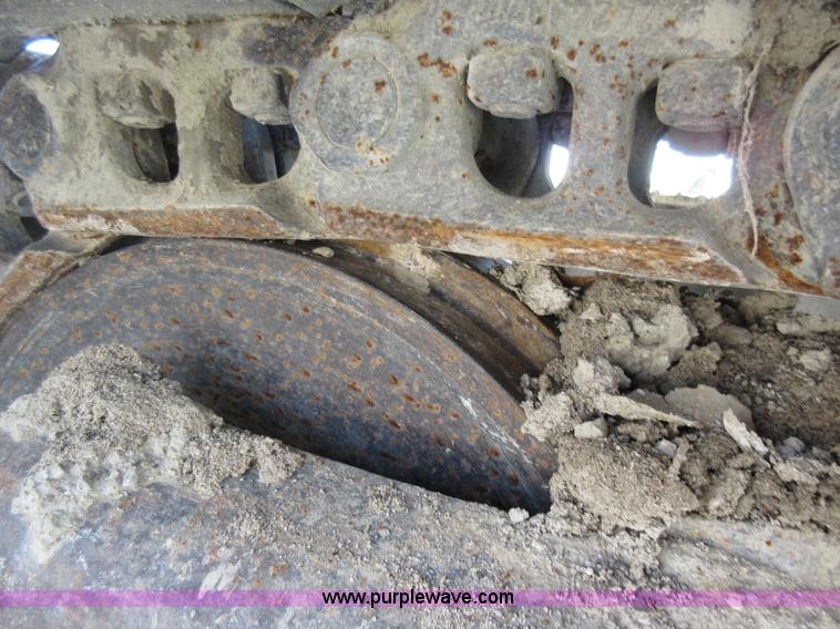 image for item F8374 Kobelco SK200 LC excavator