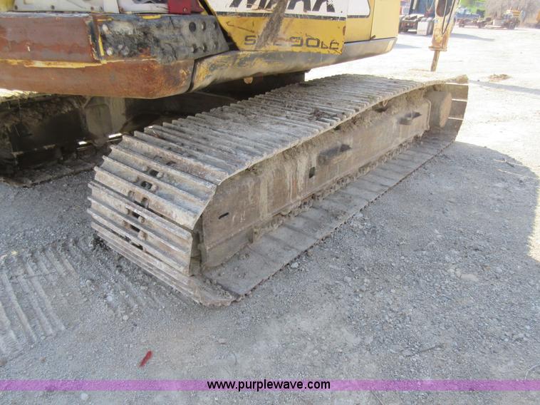 image for item F8374 Kobelco SK200 LC excavator