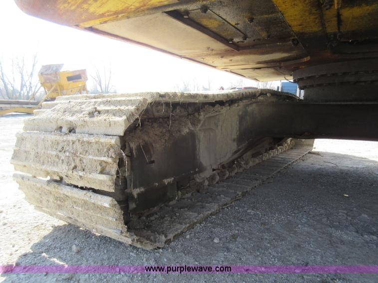 image for item F8374 Kobelco SK200 LC excavator