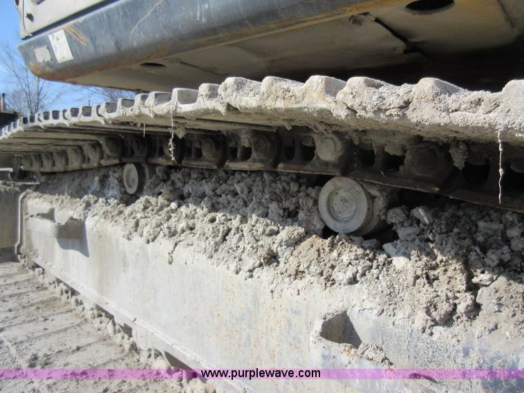 image for item F8374 Kobelco SK200 LC excavator